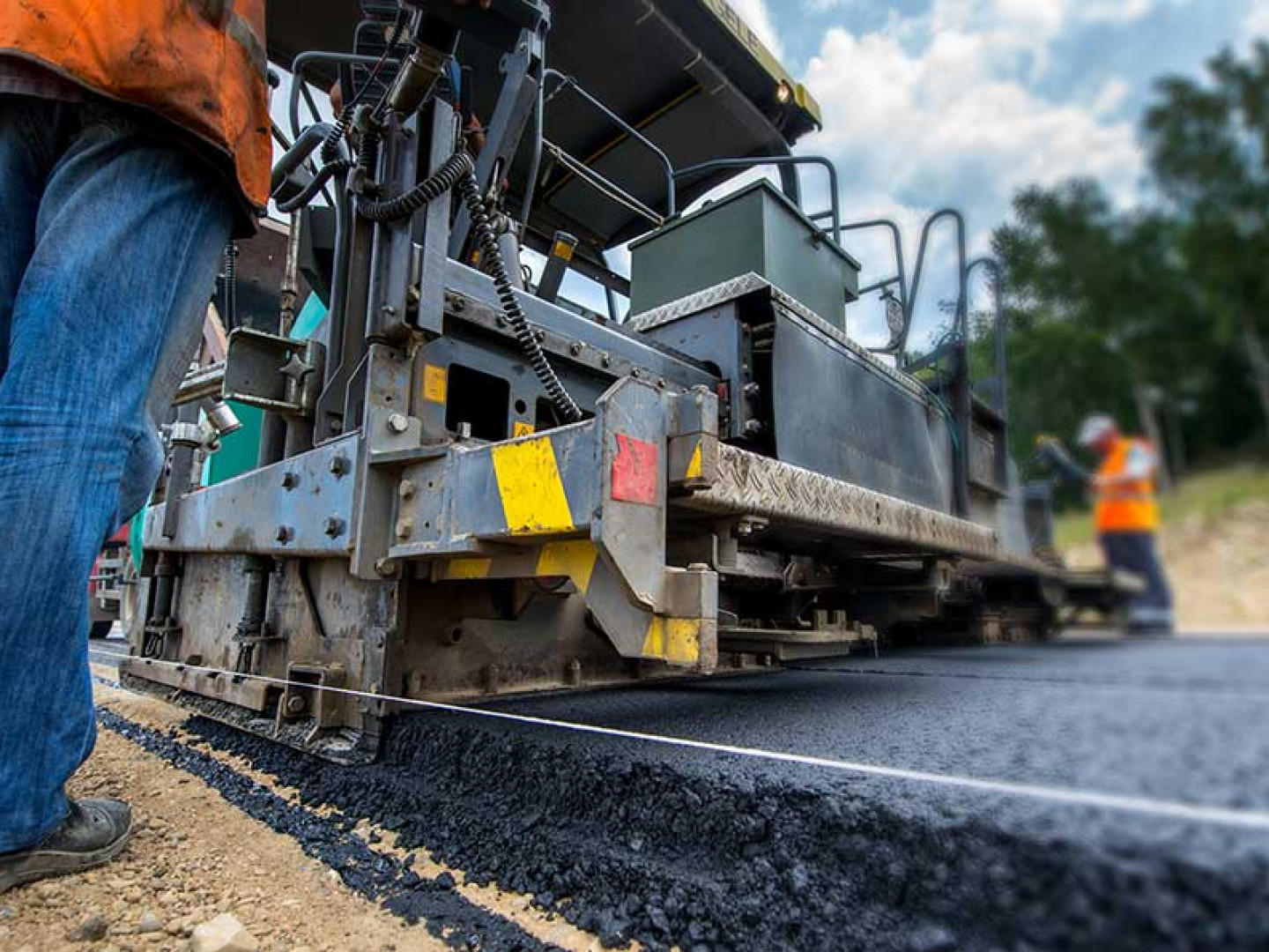 commercial-blacktop-driveway-paving-rome-utica-saratoga-springs